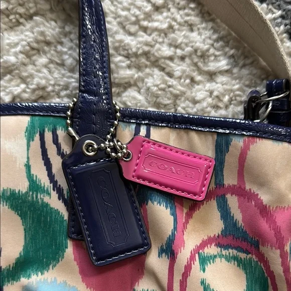 Coach Ikat Multicolor Signature C Patterned Purse - Picture 6 of 13